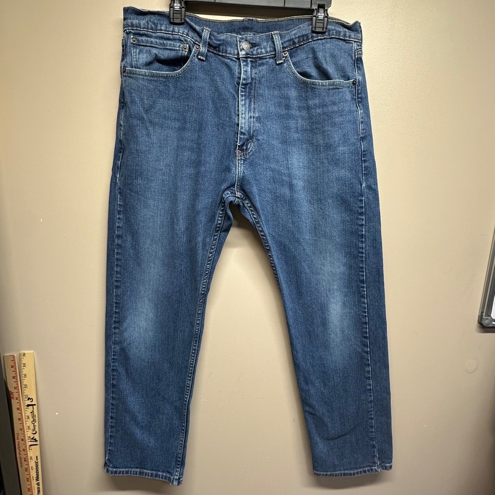Vintage Levi Strauss 505 Regular Fit Mens Jeans W36 L30 Blue Medium Wash Denim